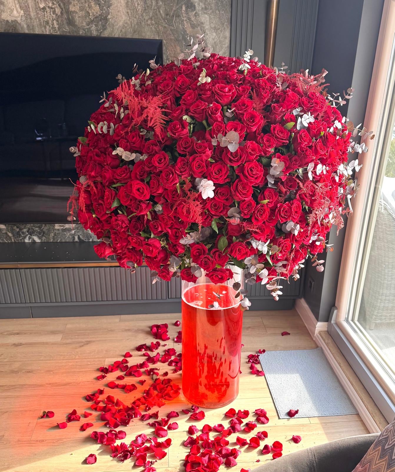 1001 Gül Aranjmanı