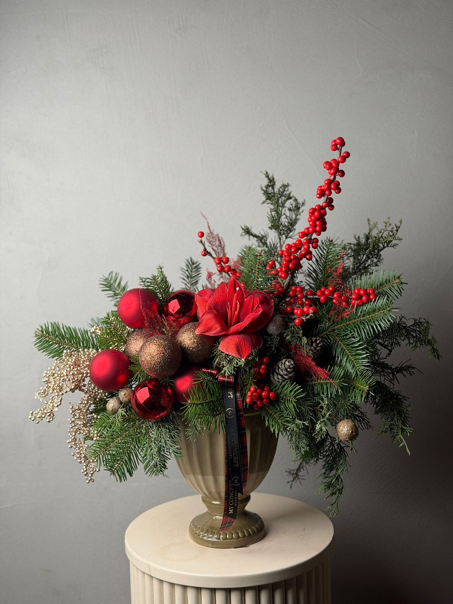 İlexli Yılbaşı Aranjmanı